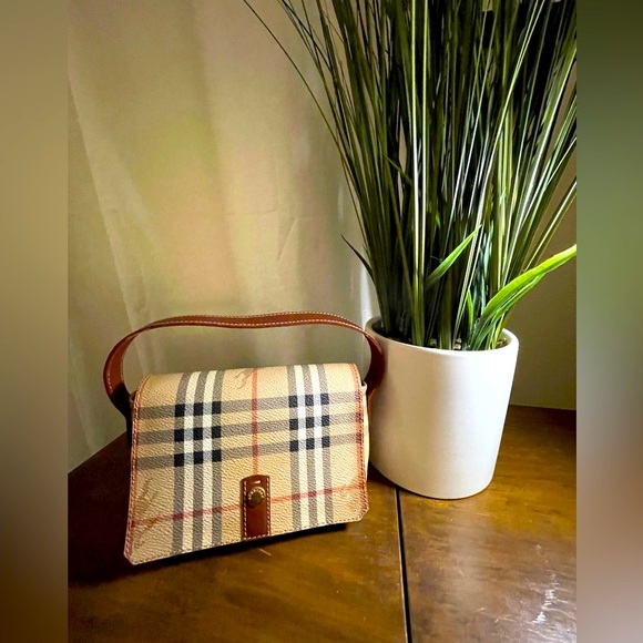 Burberry coated canvas Mini bag - Picture 2 of 10